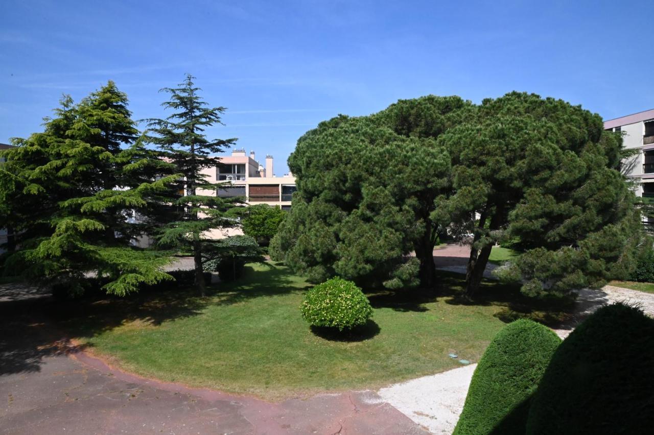 Superbe Appartement Avec Balneo. แซงต์-ซีเปรียง ภายนอก รูปภาพ