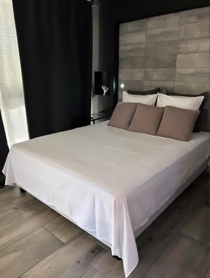 Superbe Appartement Avec Balneo. แซงต์-ซีเปรียง ภายนอก รูปภาพ